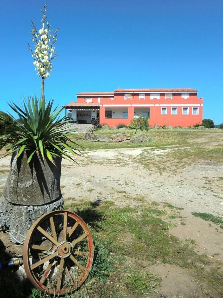 Agriturismo Pentuma Chiaramonti Eksteriør billede